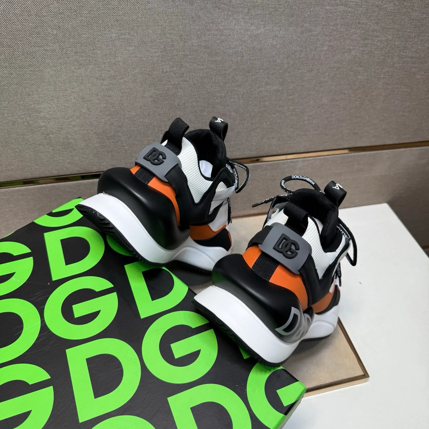 ⬛️Men's shoes💰p540 [DG～]Couple casual shoes 2025z cabinet sales simultaneously 🔶Size: 35-44#️⃣ 🔷7 colors🔜The upper is made of multi-material splicing➕Mesh lining, comfortable and breathable, sole: original comfortable and wear-resistant outsole, ⚠️real thing📱photographed🎬real thing is better📢📢📢